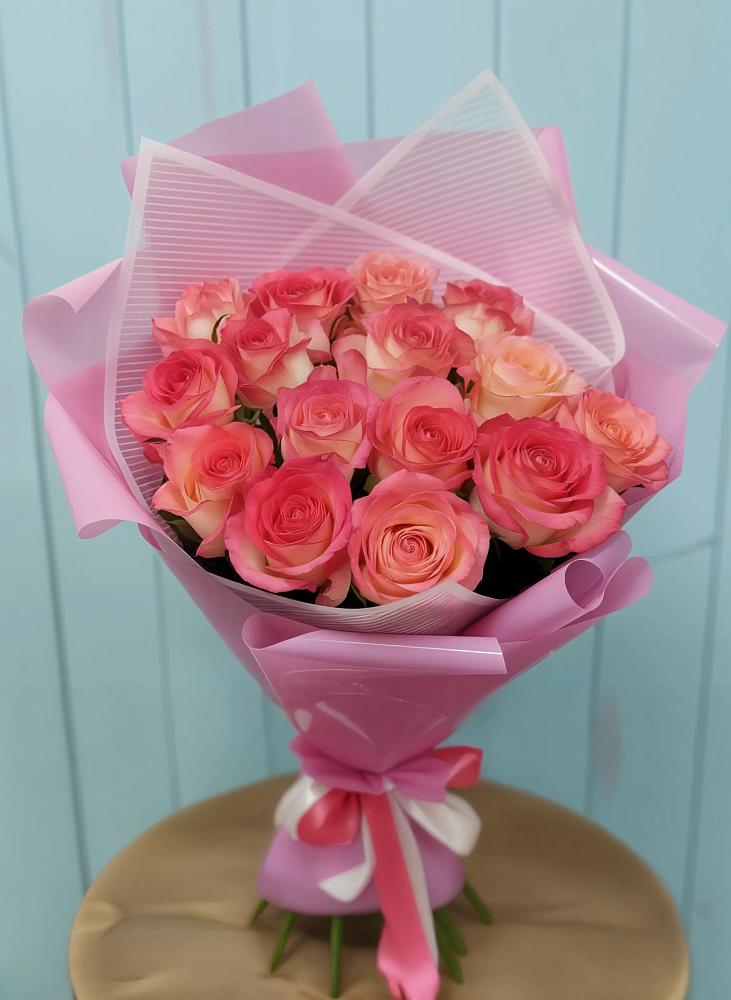 Букет 15 Розовых роз Равель в Большая Соснова