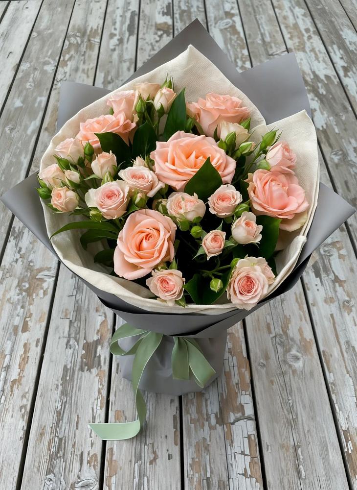 Букет цветов из: Розы в Большая Соснова