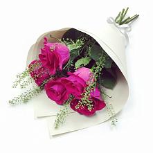 Букет цветов из:  Розы в Большая Соснова