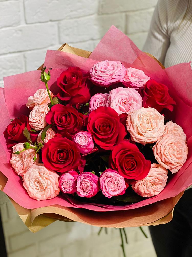 Букет цветов из: Розы в Большая Соснова