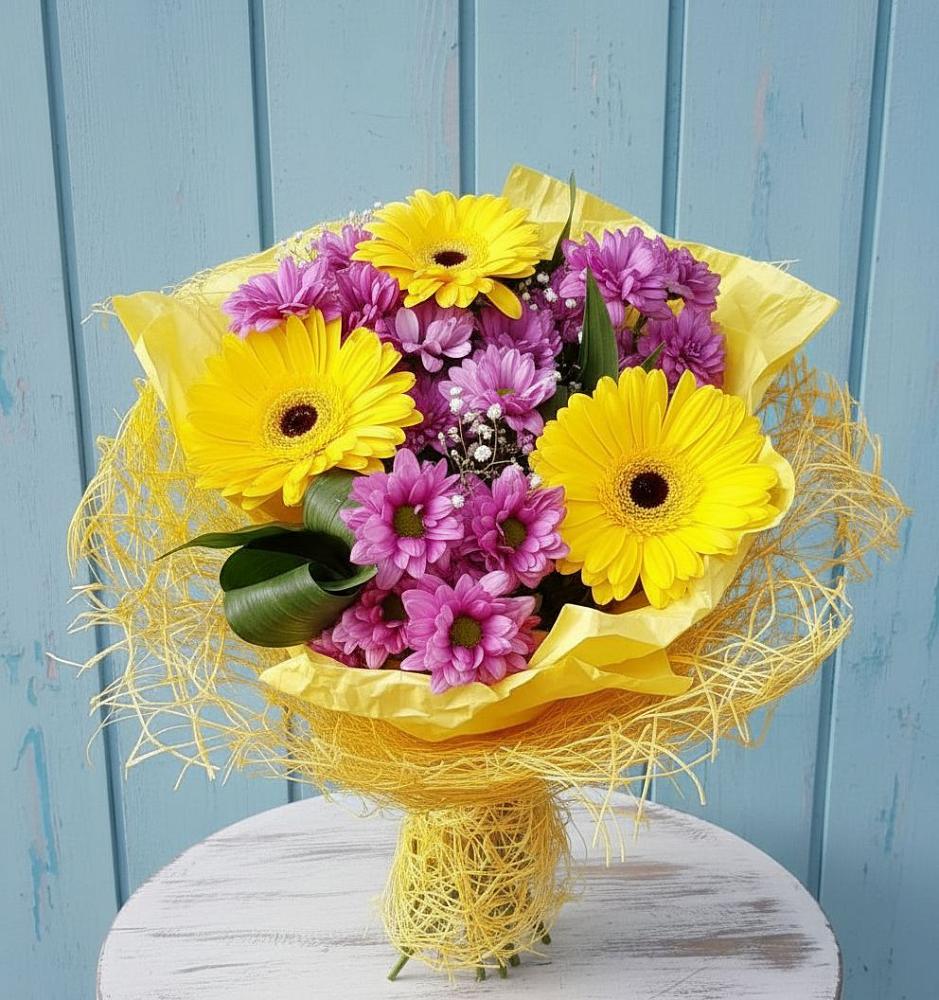 Букет цветов из: Хризантемы и Герберы в Большая Соснова