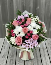 Букет цветов из:  Альстромерии, Гвоздики, Розы и Хризантемы в Большая Соснова