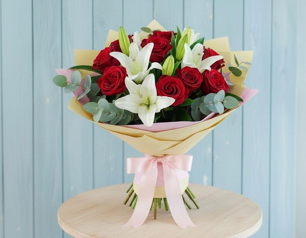Букет цветов из: Лилии и Розы в Большая Соснова